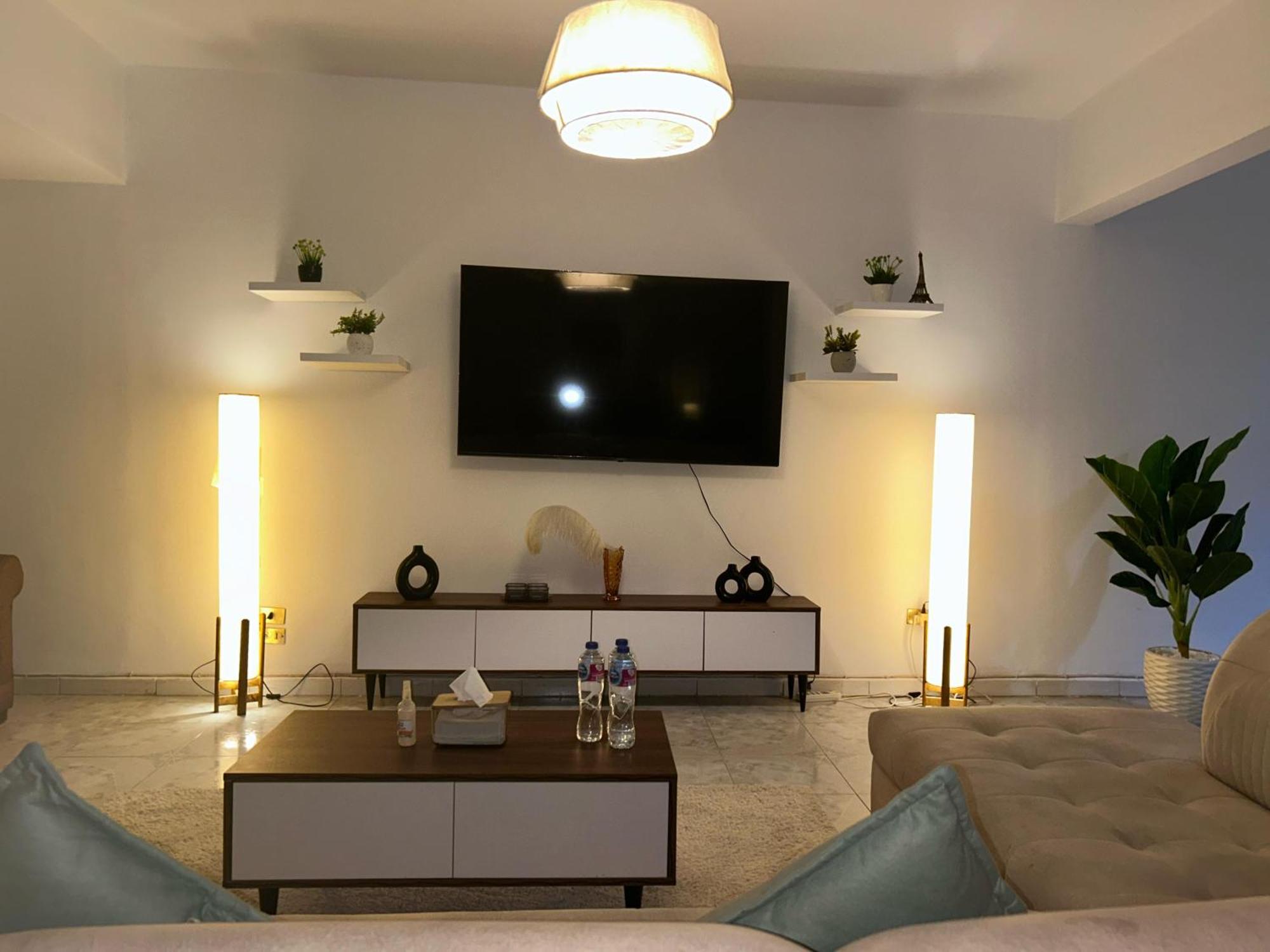 Cozy & Niche In Nasr Apartment *